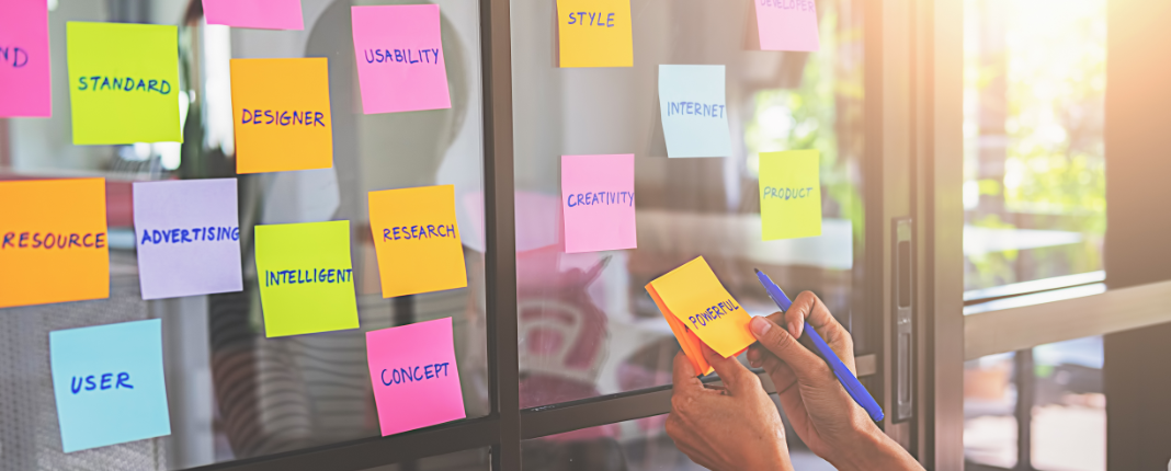 /static/User-Perspectives-design-thinking-6ae5d62c8e22bc79fc5dd1d470f13896.png